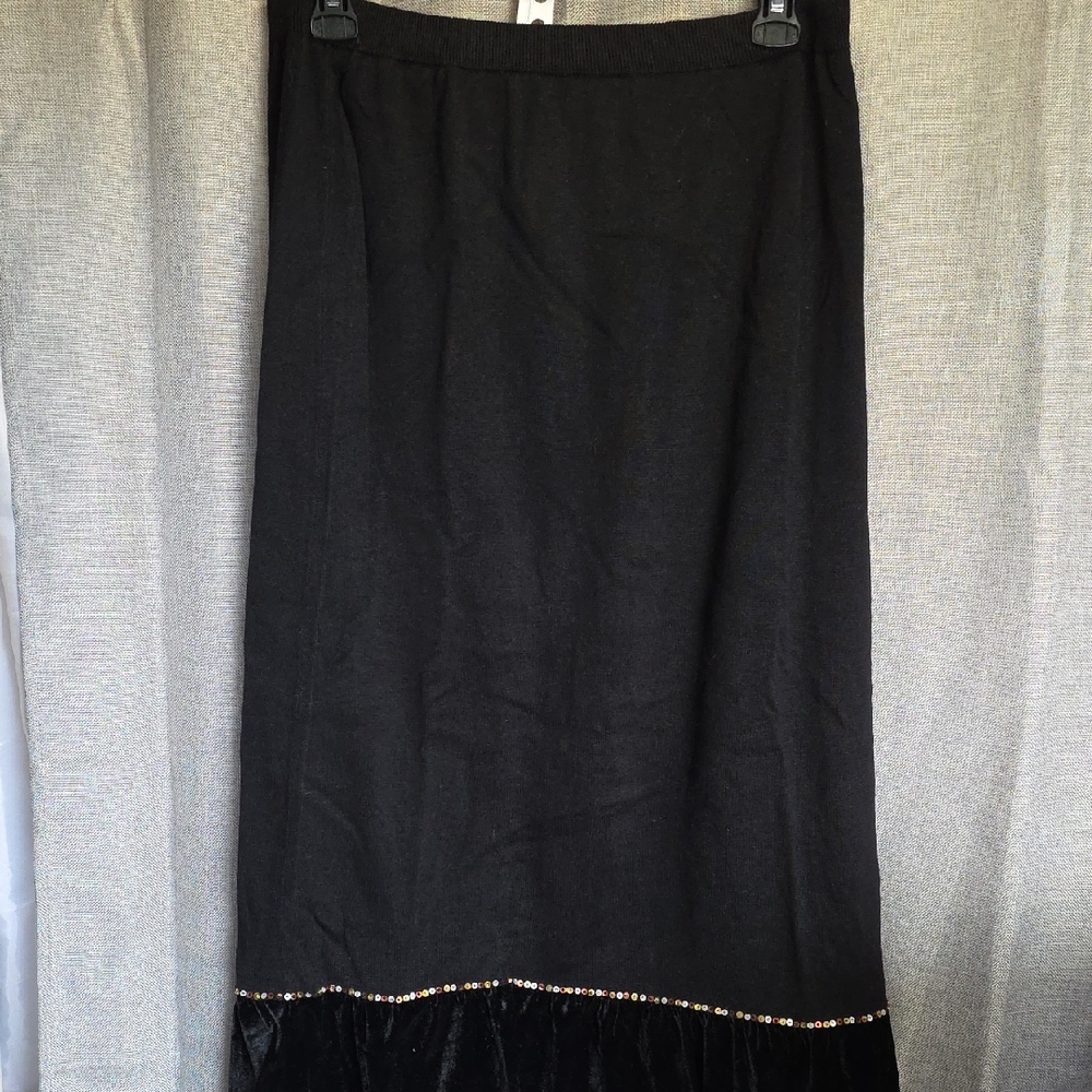 Storybook Knits Black Midi Skirt with Beaded Hem Women's Sz 1X 8-P21
